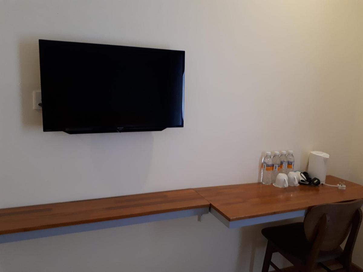 Hotin Inn Kuching Extérieur photo